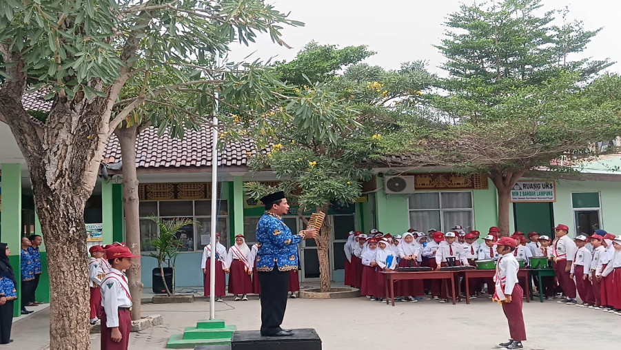 MIN 2 Bandar Lampung Gelar Upacara Peringatan Hari Sumpah Pemuda 28 Oktober 2025