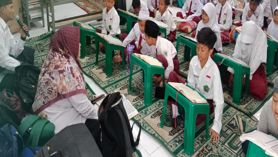 Perkuat Ekskul 3T (Tahsin, Tahfidz dan Tilawah Qur'an): Upaya Menjadi Keluarga Allah di Bumi
